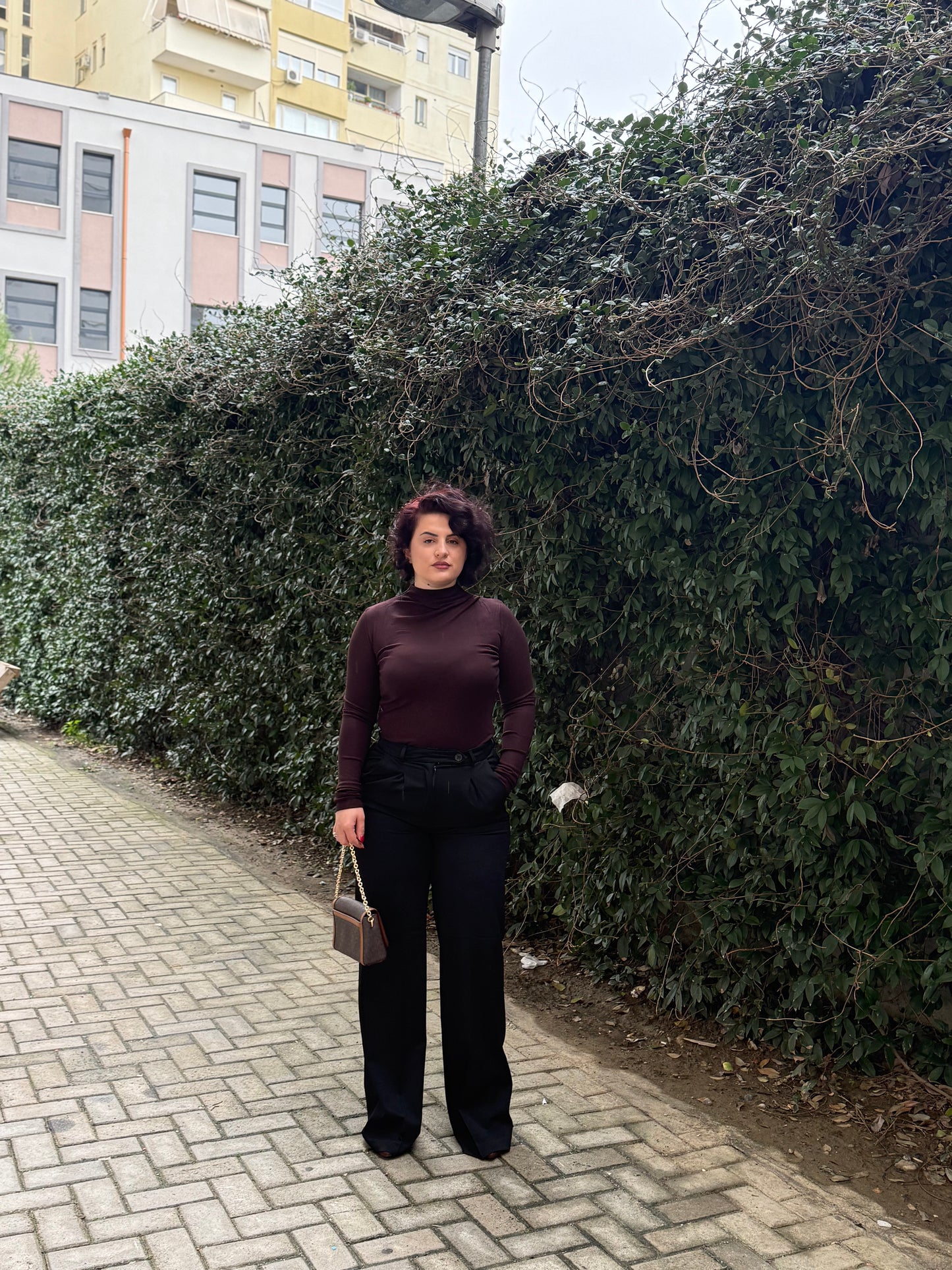 Pantallona klasike te gjera