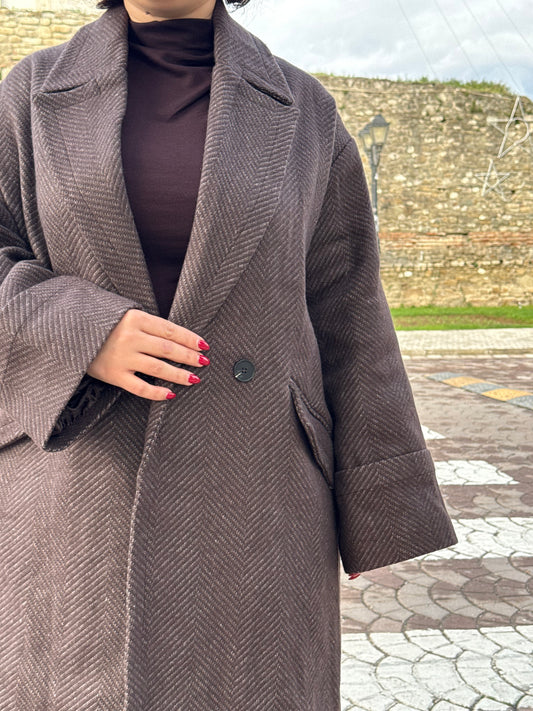 ⸻Pallto dimërore  – Elegancë & rehati