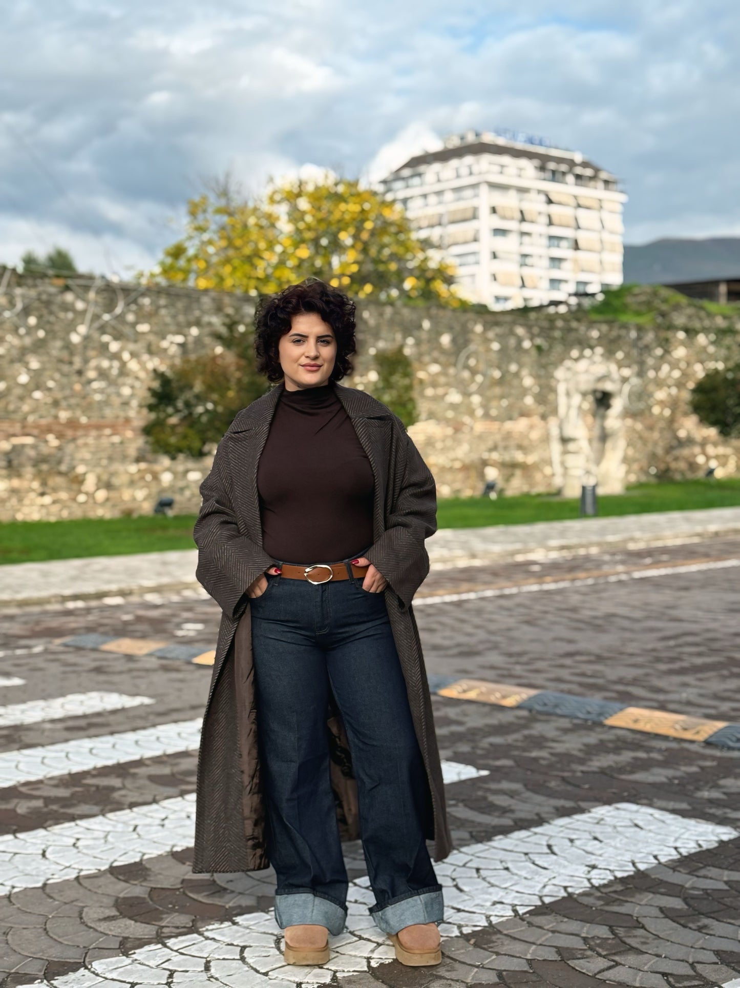 ⸻Pallto dimërore  – Elegancë & rehati